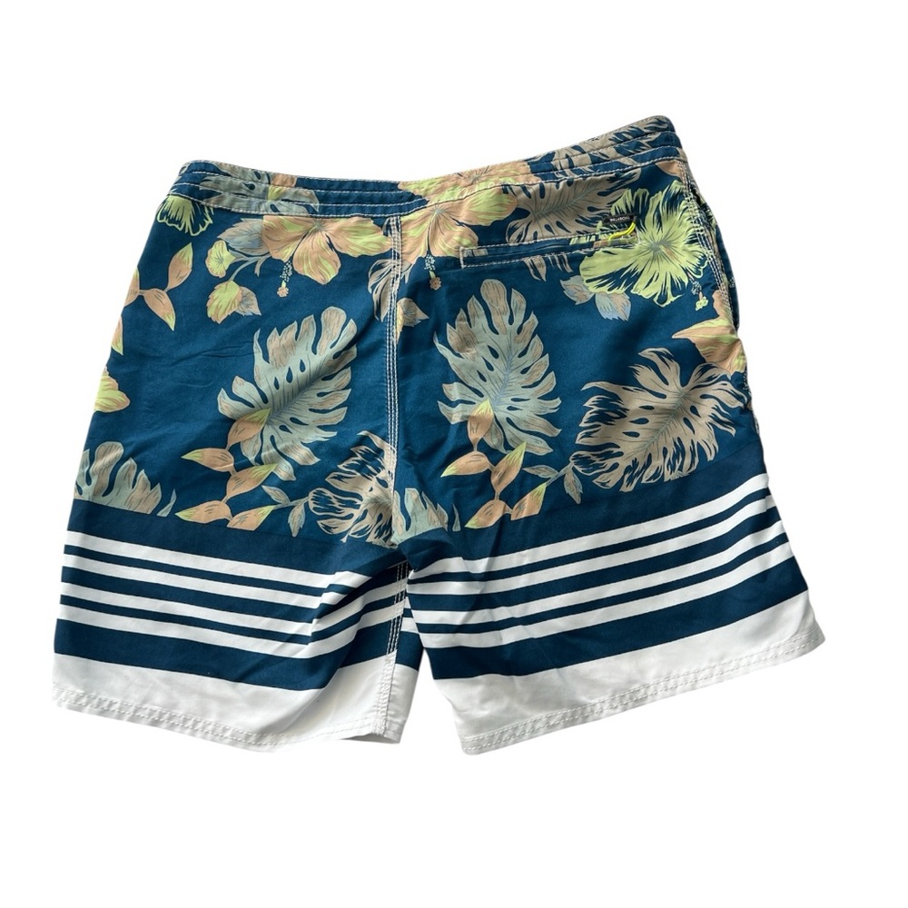 Billabong Men's Floral Swim Shorts - Blue and White - 34 - Picture 2 of 9